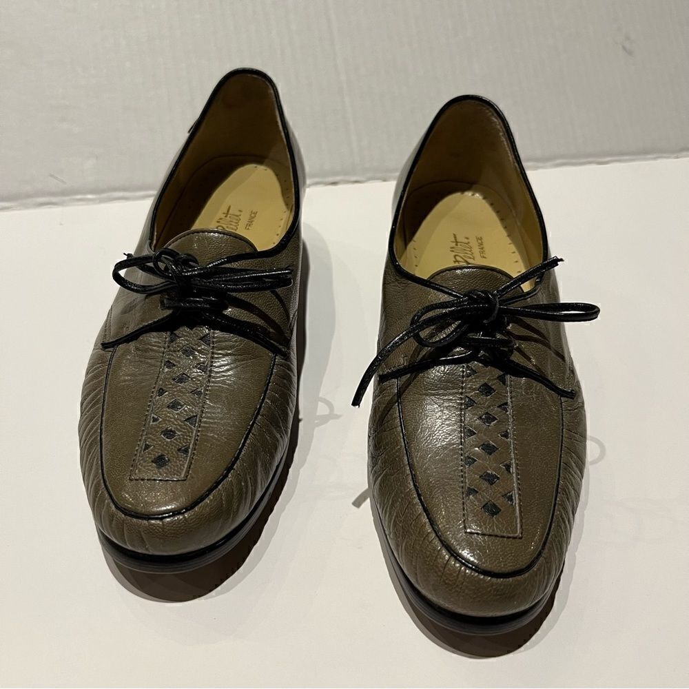 Christian Pellet France loafers Gray with black trim size 5 EE